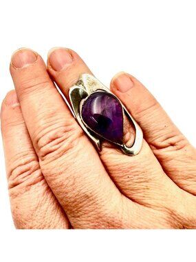 Stunning Vintage Modernist Womens Ring Sterling Silver Amethyst Size 6.5
